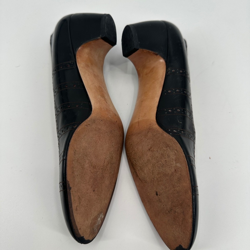 Salvatore Ferragamo Black Leather Wingtip Block Heel Pumps Shoe Womens 7 1/2 AAA - Picture 7 of 7